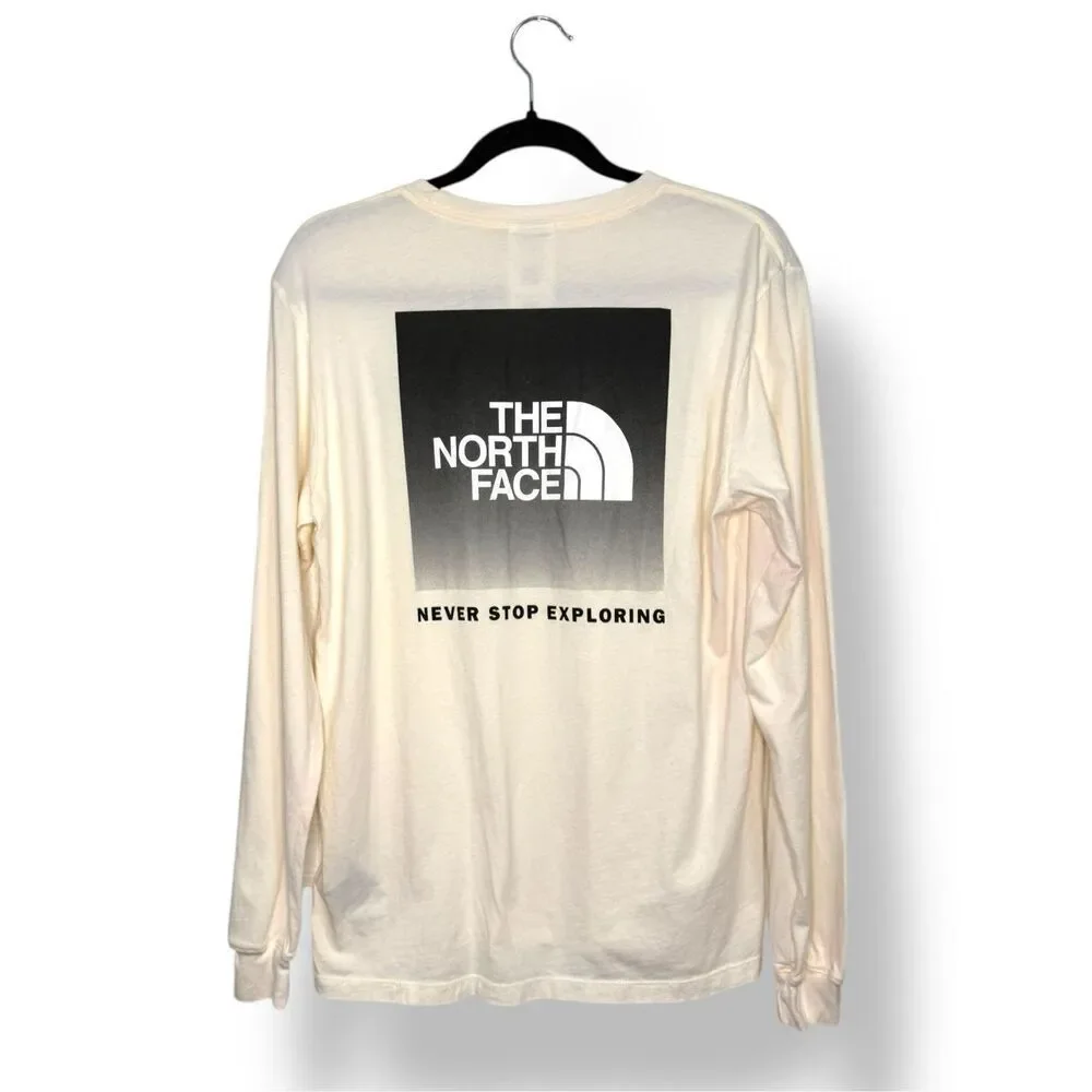 The North Face Men’s Medium Long‎ Sleeve Shirt Cream Crewneck